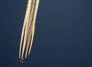 criminals spreading chemtrails